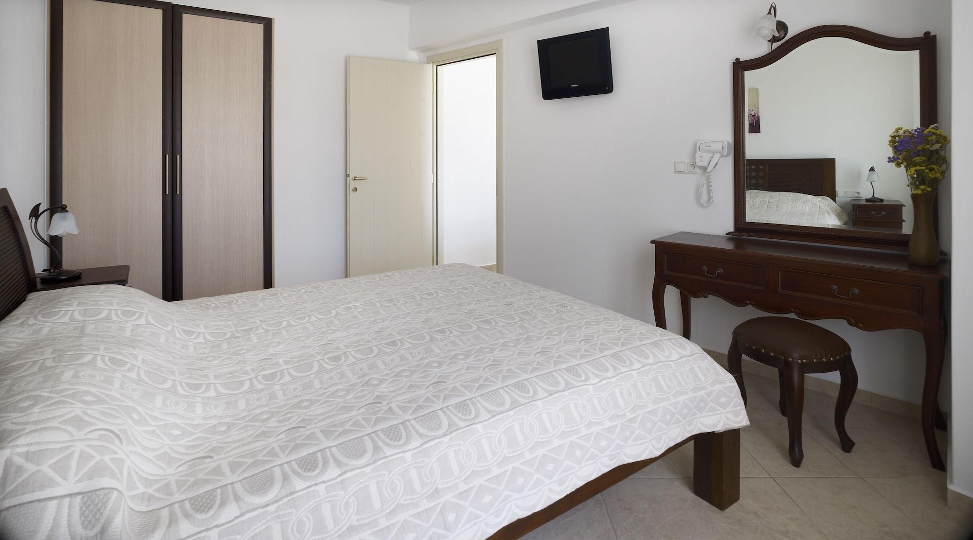 Anemomilos Aparthotel 2*