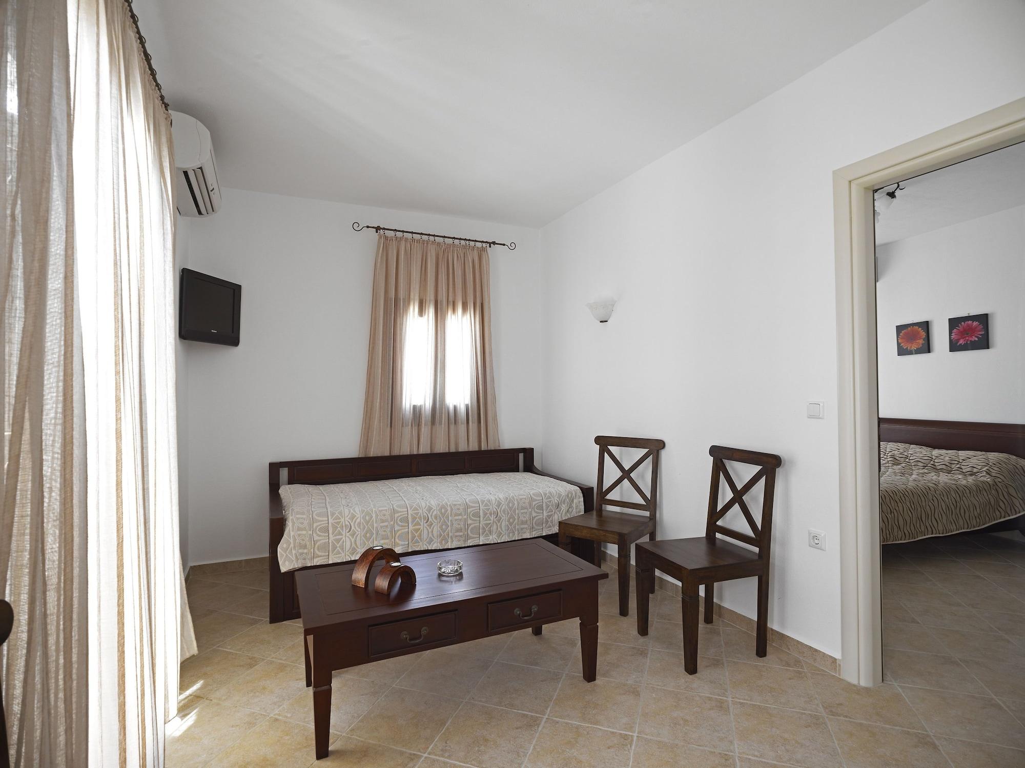 Aparthotel Anemomilos 2*