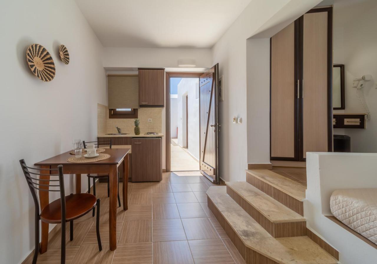 Anemomilos Aparthotel