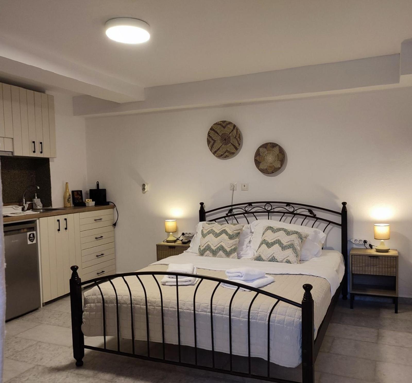 Anemomilos Aparthotel 2*